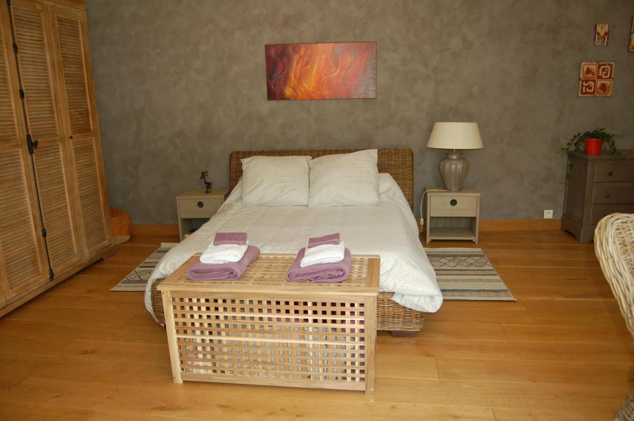Bed and Breakfast La Goutadou Cabannes Экстерьер фото