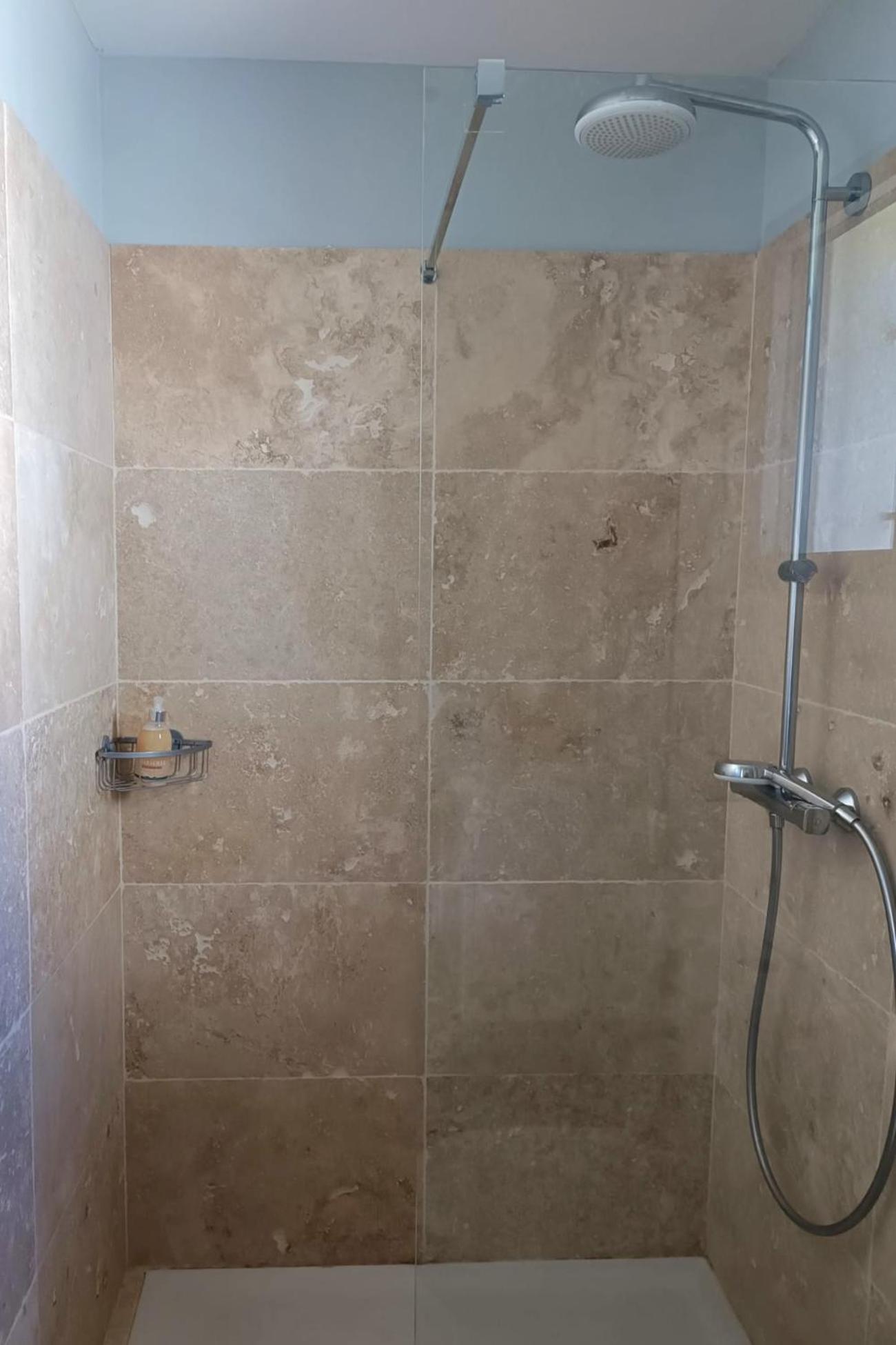 Bed and Breakfast La Goutadou Cabannes Экстерьер фото